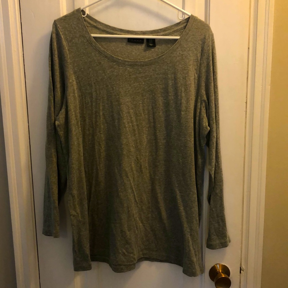 Tahari Heathered green long sleeve tee